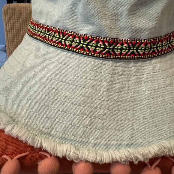 Vintage Raw Hem Boho Design Bucket Hat - Picture 3 of 3